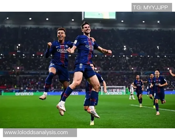 西甲激战巴黎圣日耳曼大胜波尔图点球大战引发全场狂欢点评