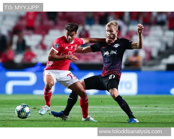 欧冠激战莱比锡逆转本菲卡上演惊天大逆转全场沸腾